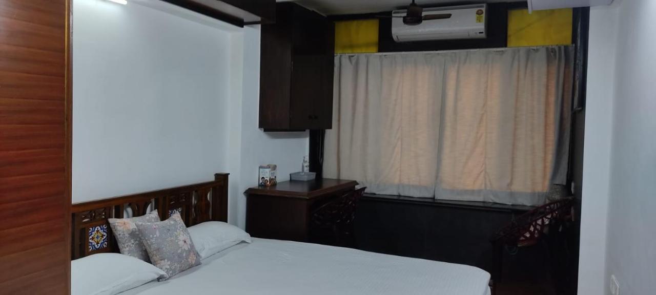 Cozy Private Ac Studio By The Sea Bandstand Bandra W Mumbai Nr Taj Lands End Apartment Exterior photo